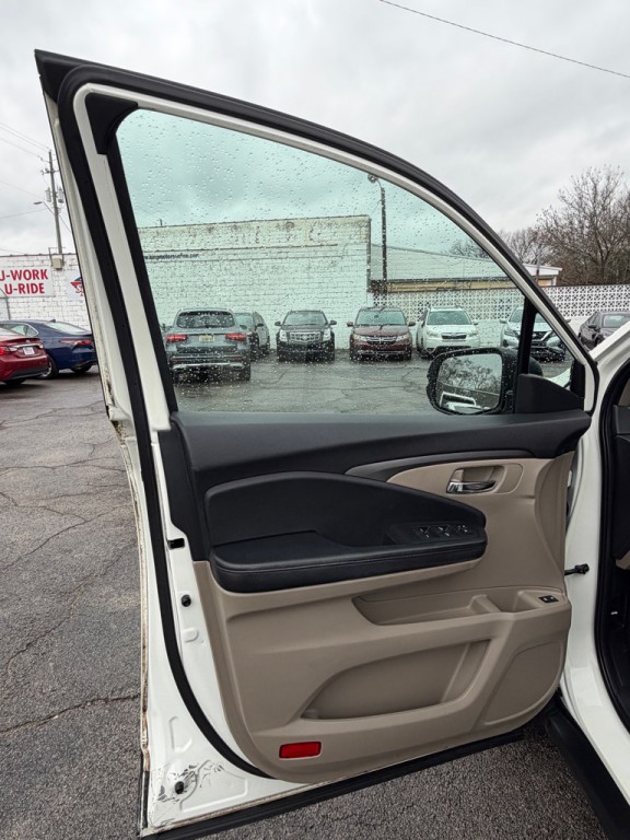 2016 Honda Pilot Image 9