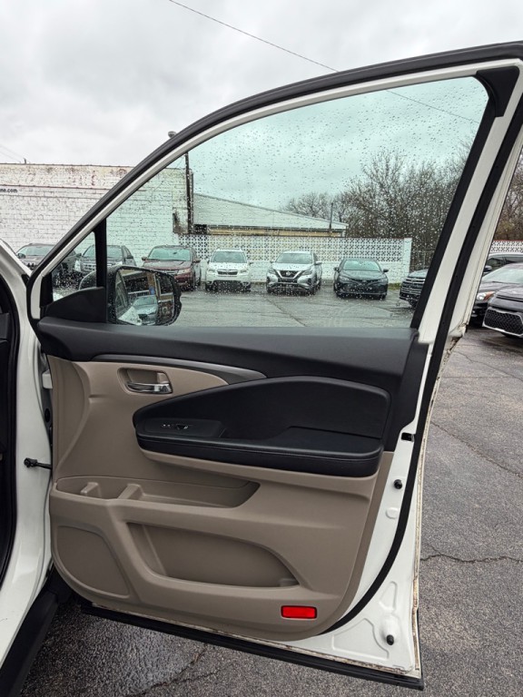 2016 Honda Pilot Image 13