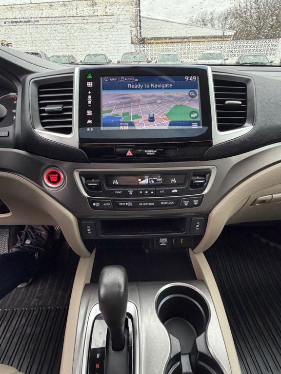 2016 Honda Pilot Image 17