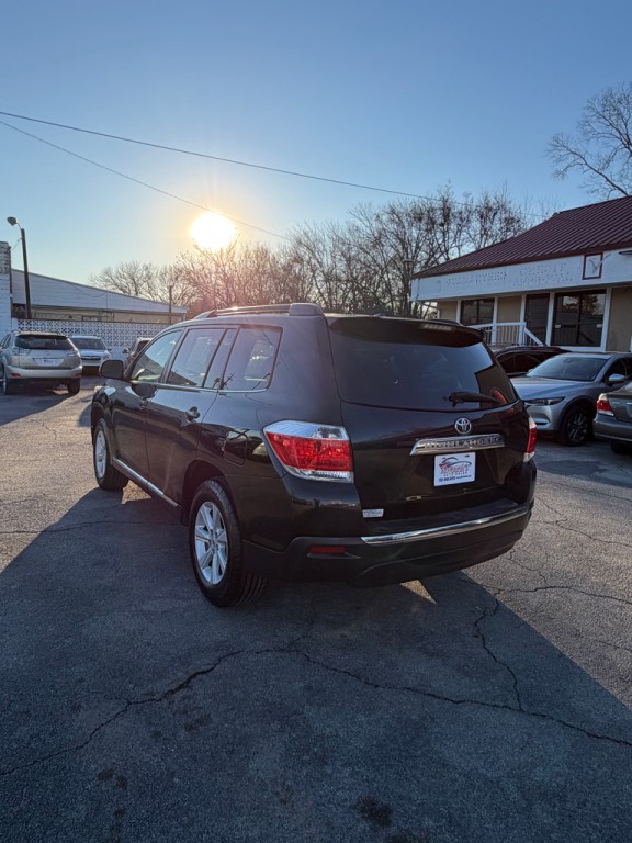 2012 Toyota Highlander Image 3