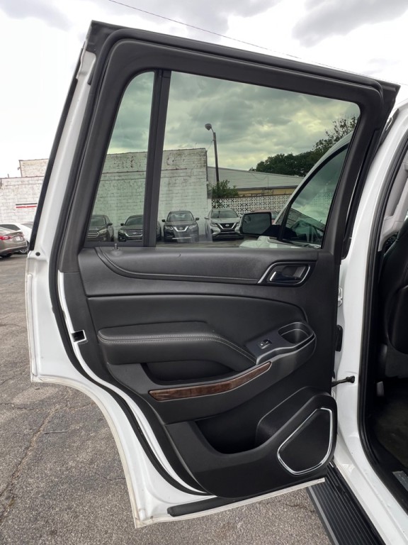 2015 Chevrolet Tahoe Image 11