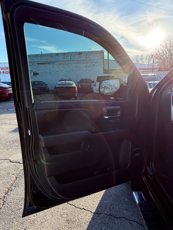 2015 GMC Sierra Image 9