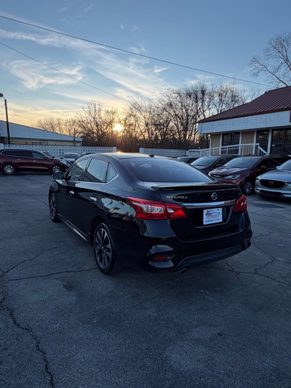 2016 Nissan Sentra Image 3