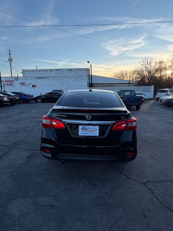 2016 Nissan Sentra Image 4