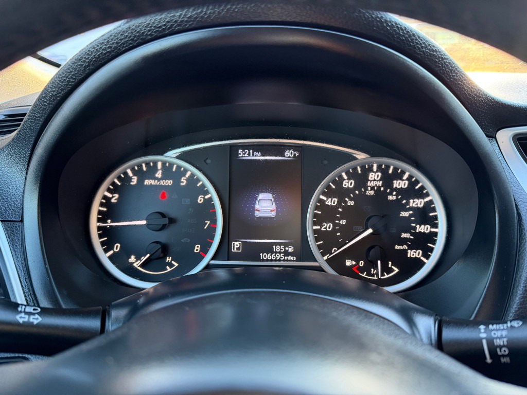 2016 Nissan Sentra Image 17