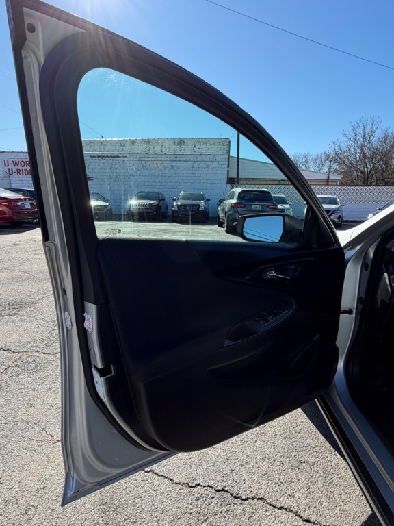 2017 Chevrolet Malibu Image 8