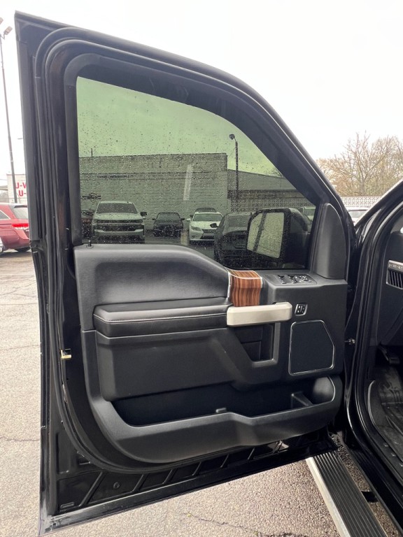 2015 Ford F-150 Image 9