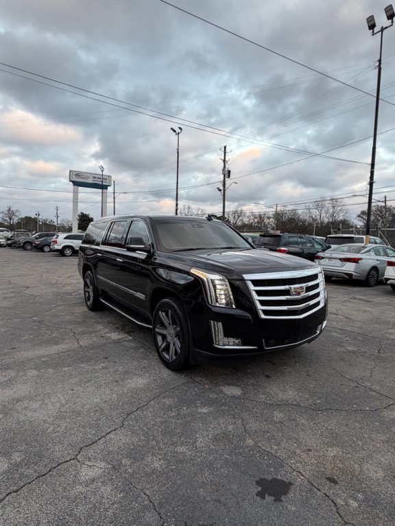 2017 Cadillac Escalade Image 7