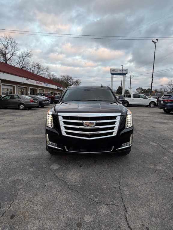 2017 Cadillac Escalade Image 8