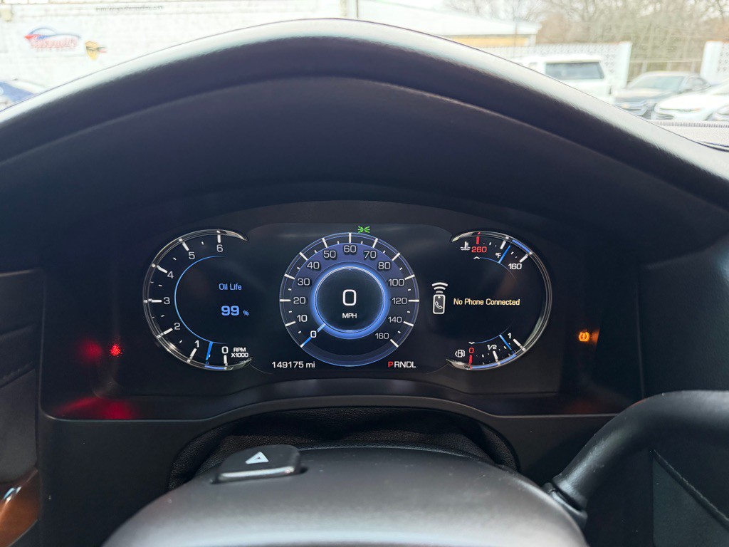 2017 Cadillac Escalade Image 17