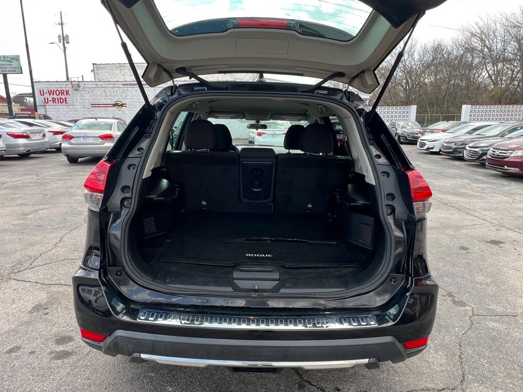 2018 Nissan Rogue Image 20