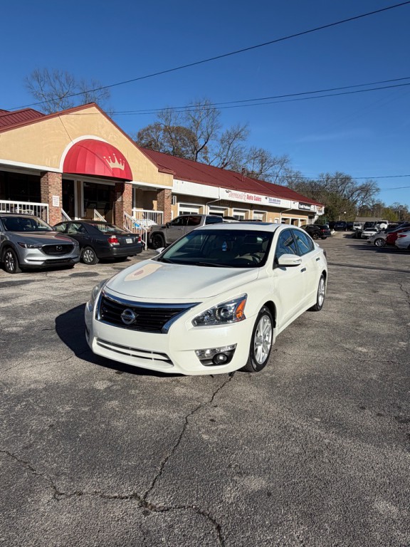 2015 Nissan Altima Image 1