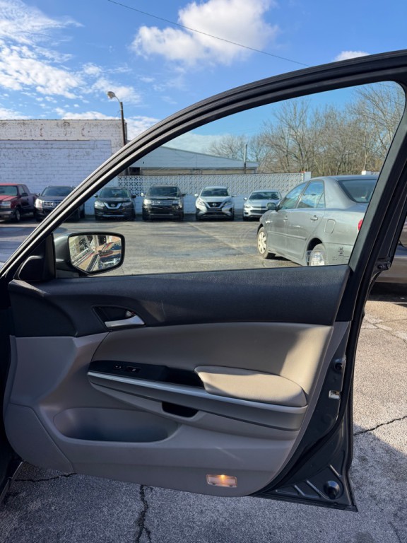 2008 Honda Accord Image 11