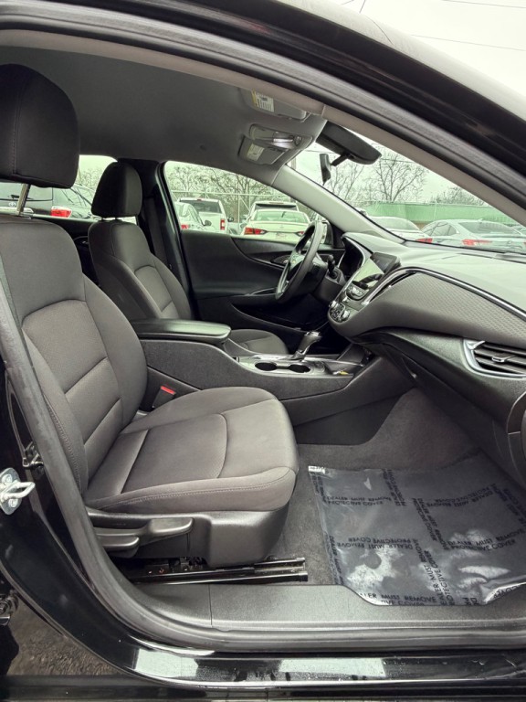 2020 Chevrolet Malibu Image 13