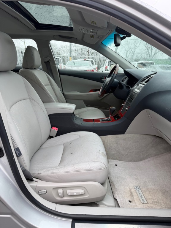 2008 Lexus ES Image 16