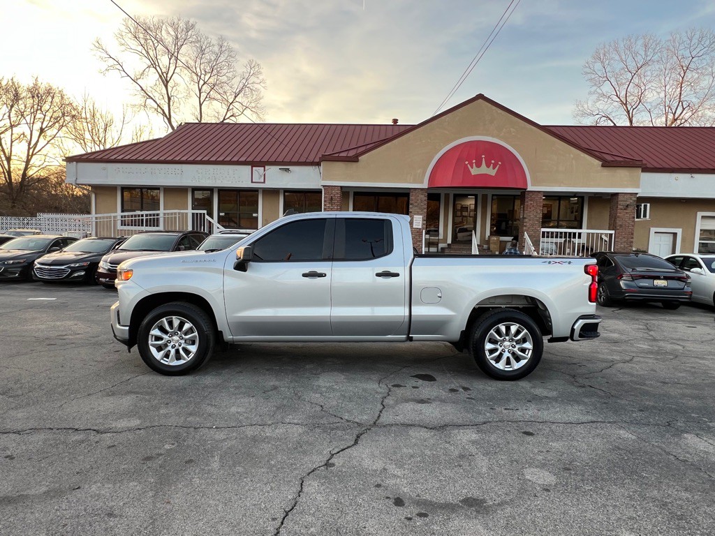 2021 Chevrolet Silverado 1500 Image 2