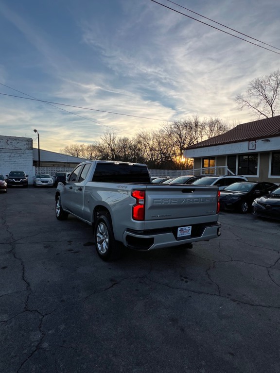 2021 Chevrolet Silverado 1500 Image 3