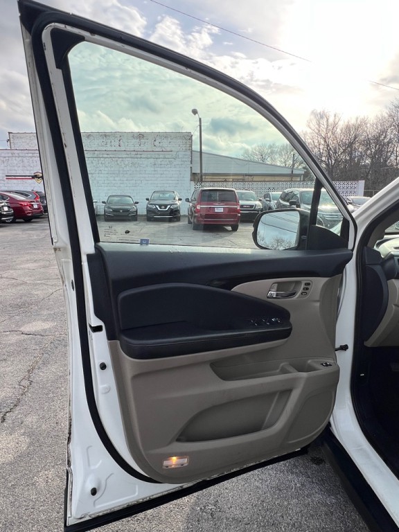 2016 Honda Pilot Image 9