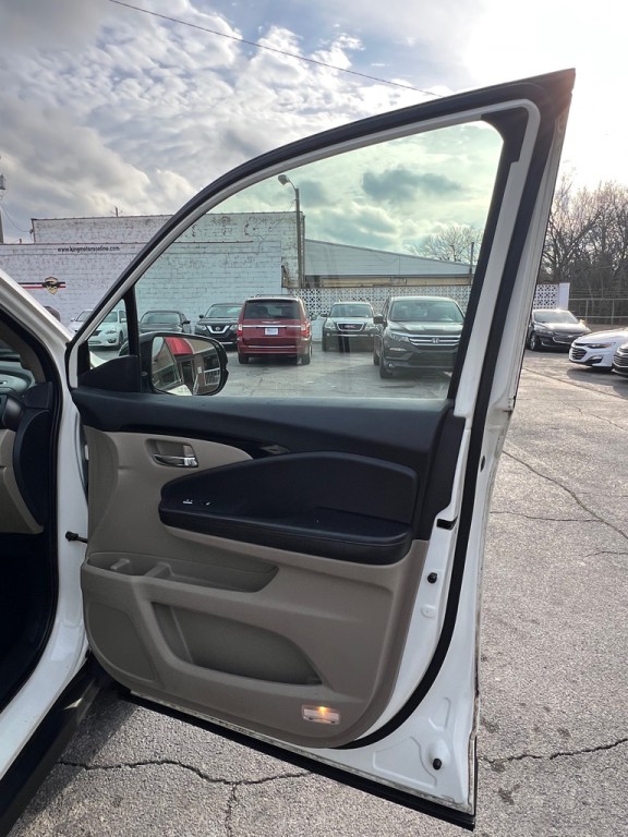 2016 Honda Pilot Image 13