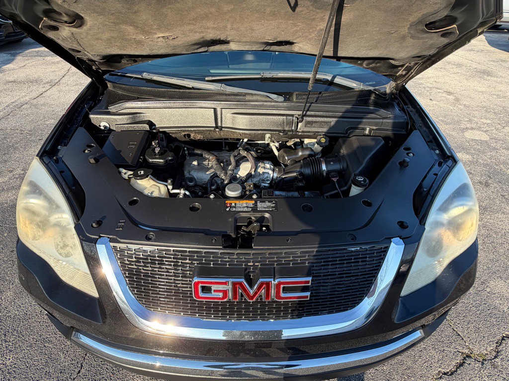 2011 GMC Acadia Image 18