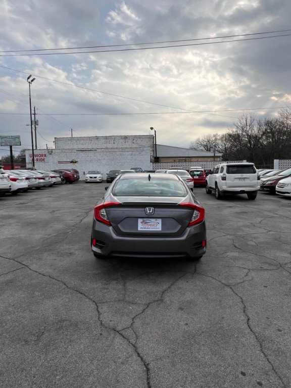 2017 Honda Civic Image 4