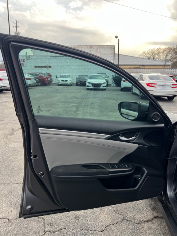 2017 Honda Civic Image 9