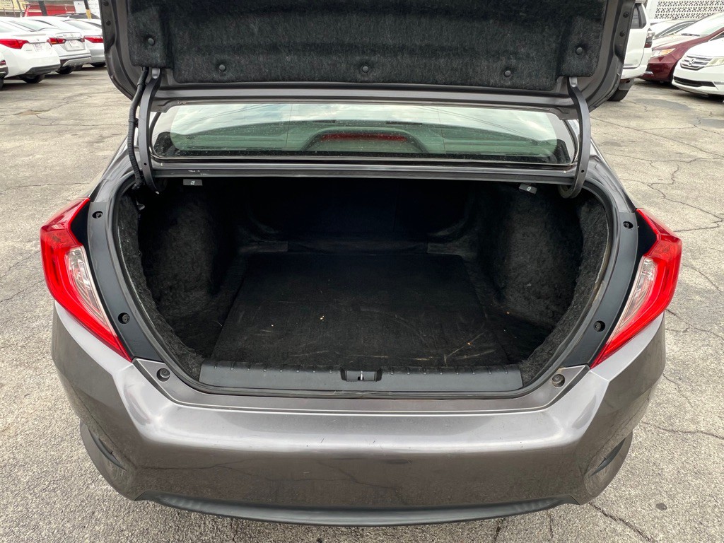 2017 Honda Civic Image 18