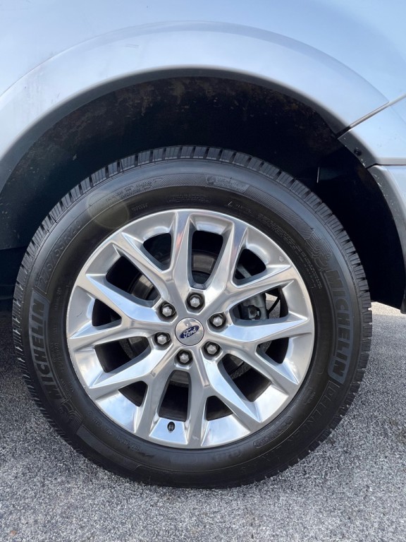 2017 Ford Expedition Image 22