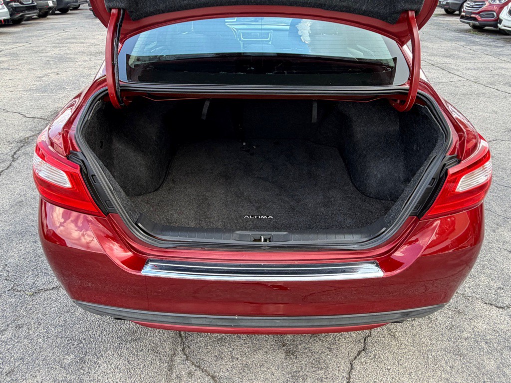 2016 Nissan Altima Image 20