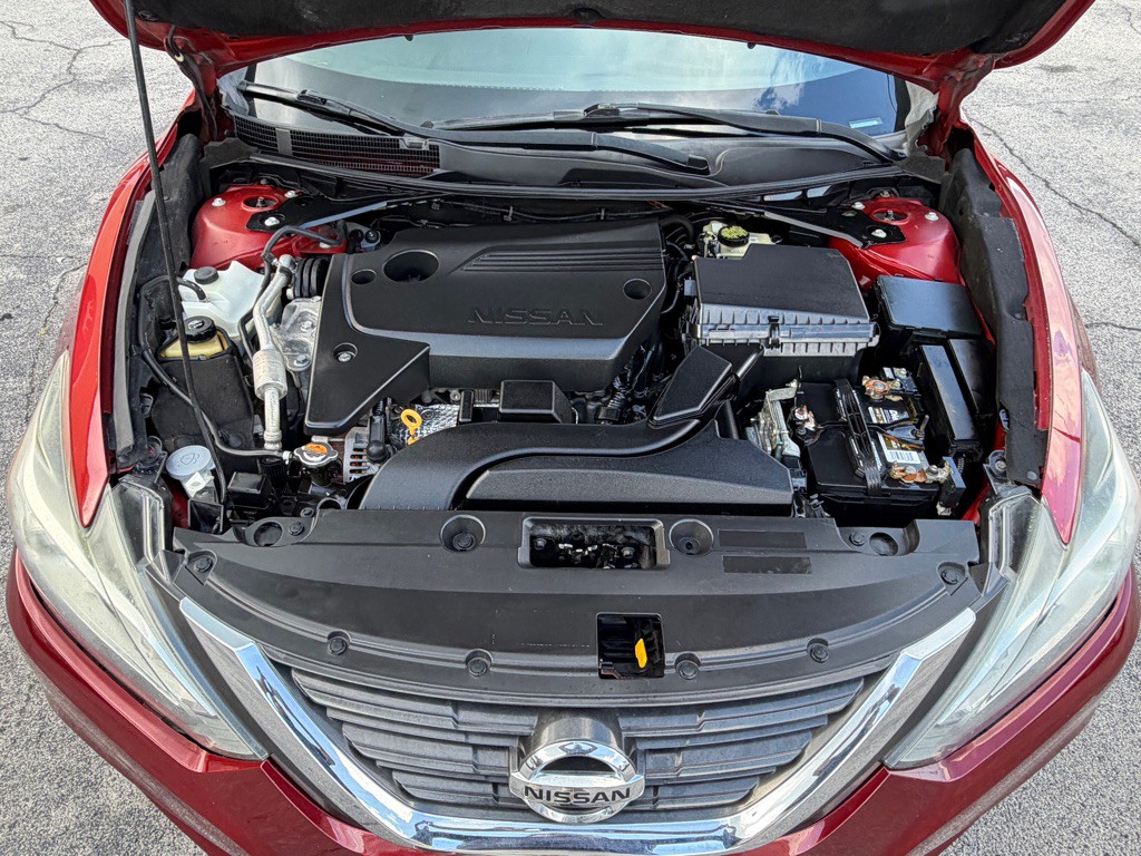 2016 Nissan Altima Image 21