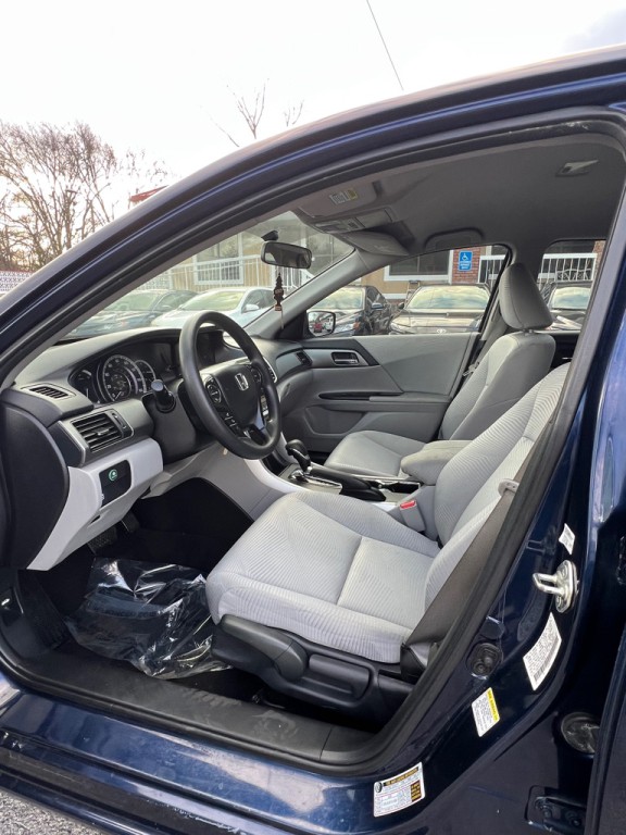 2015 Honda Accord Image 10