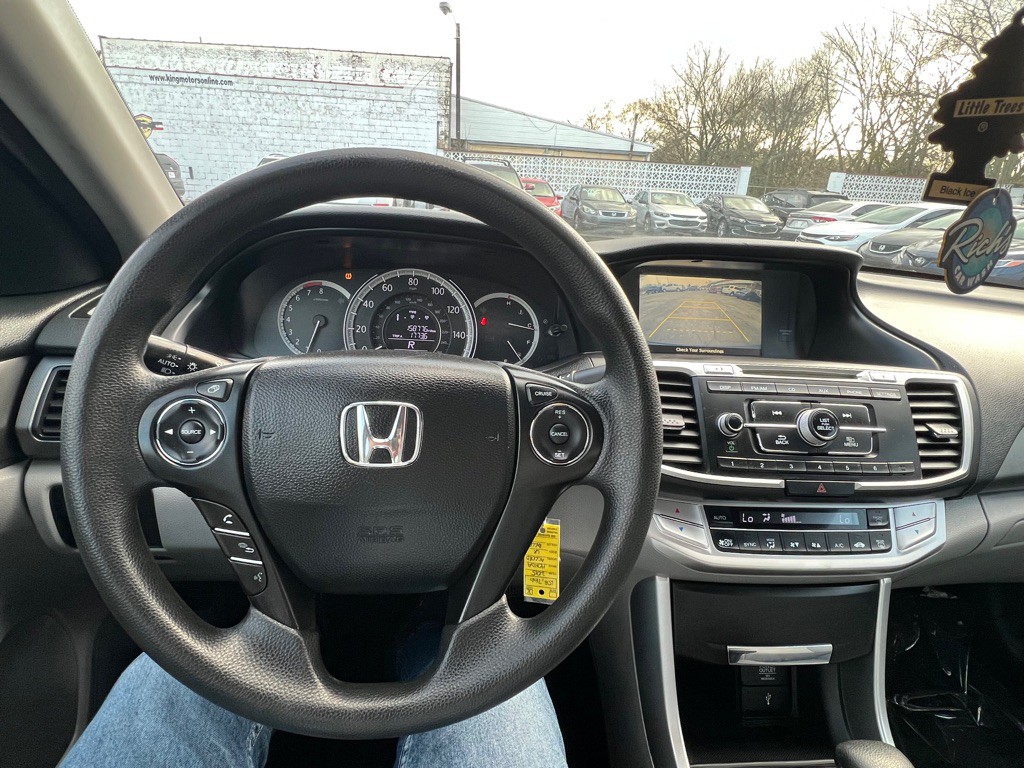 2015 Honda Accord Image 18