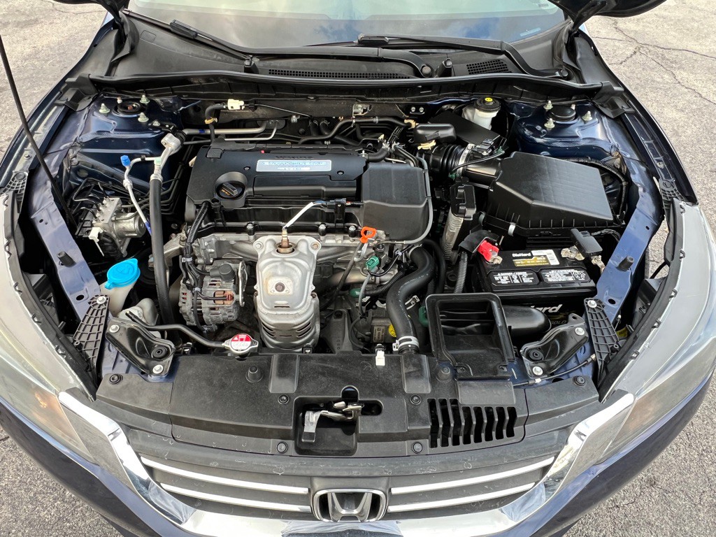 2015 Honda Accord Image 20