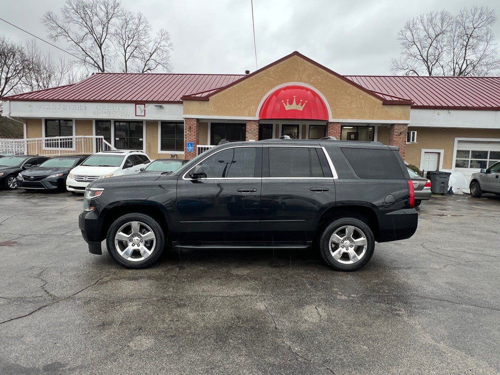 2017 Chevrolet Tahoe Image 2