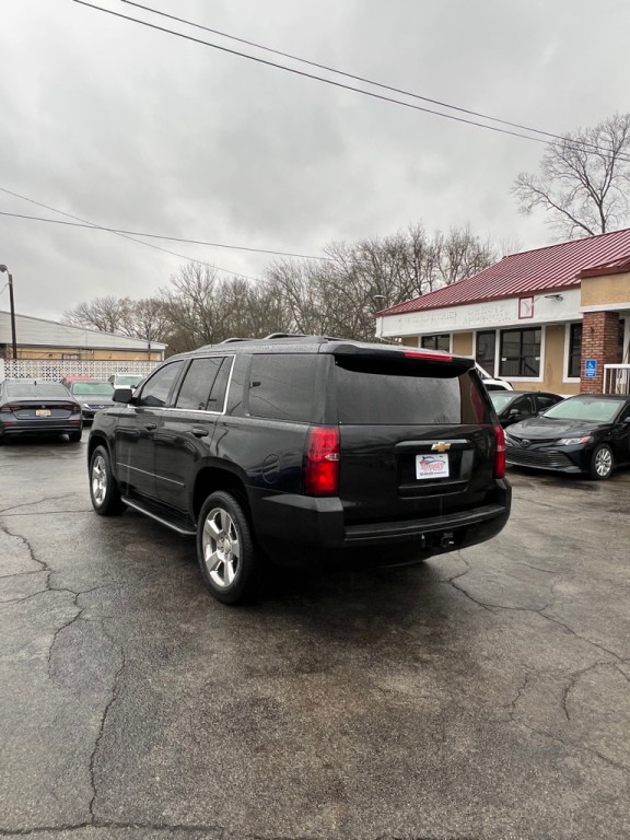 2017 Chevrolet Tahoe Image 3