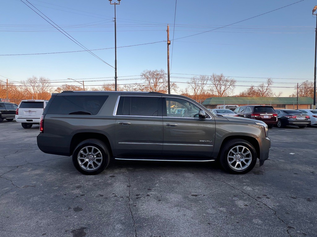 2017 GMC Yukon Image 6