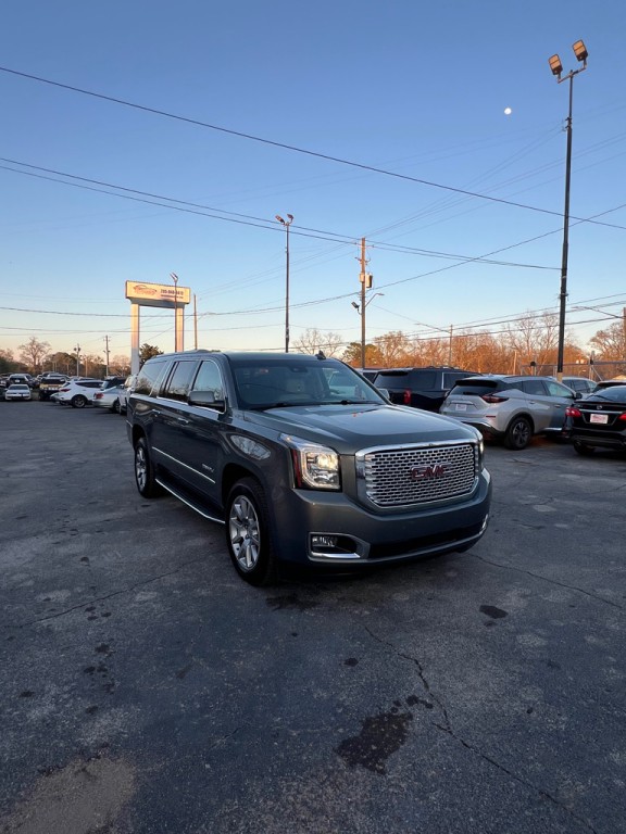 2017 GMC Yukon Image 7