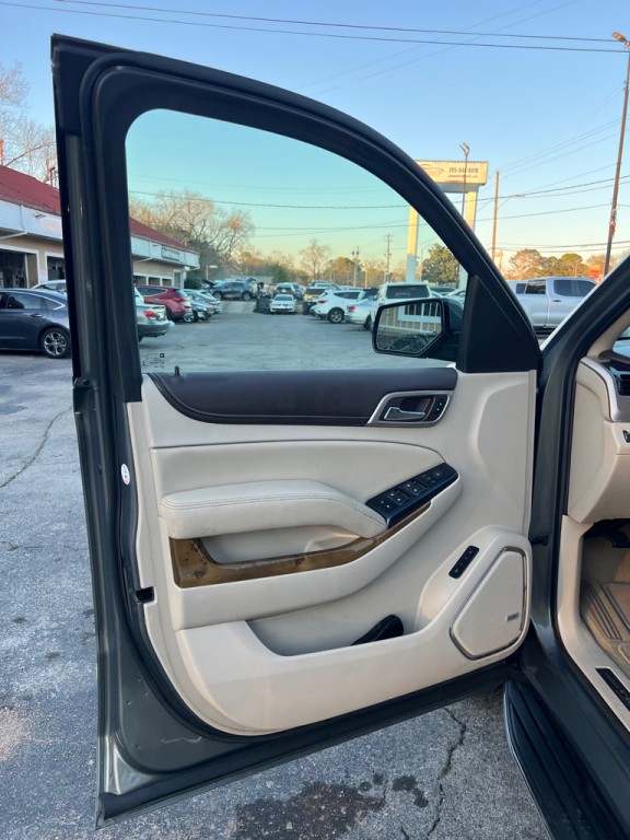 2017 GMC Yukon Image 9