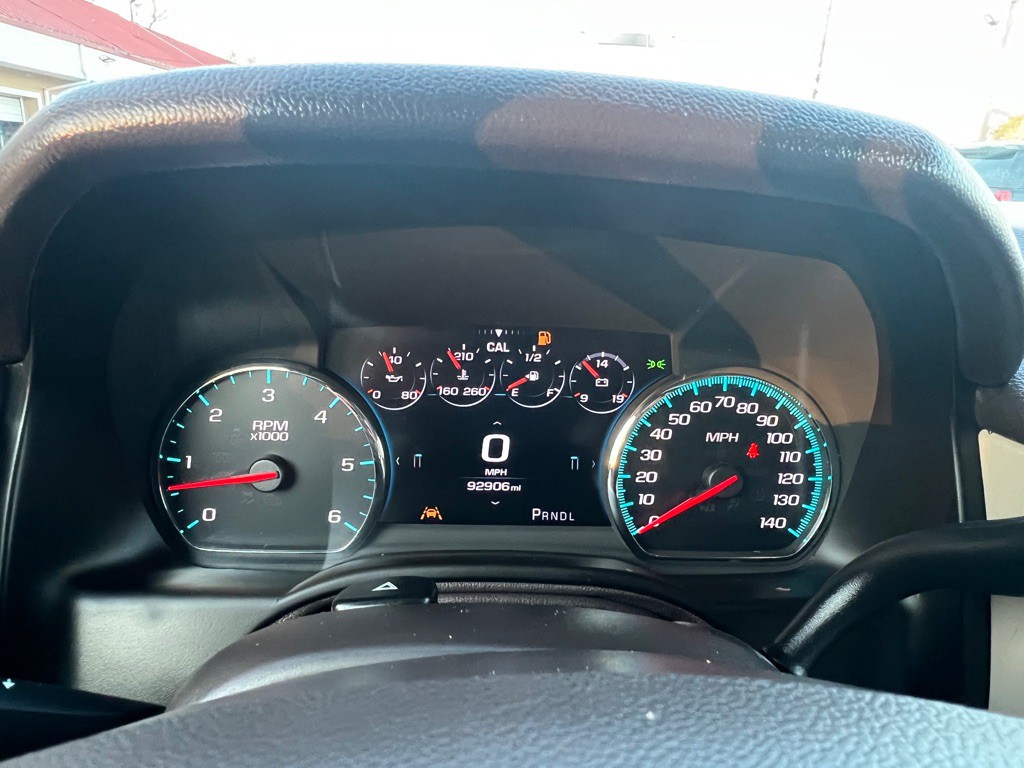 2017 GMC Yukon Image 17