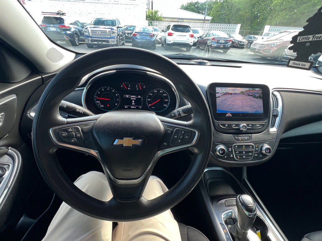 2020 Chevrolet Malibu Image 18