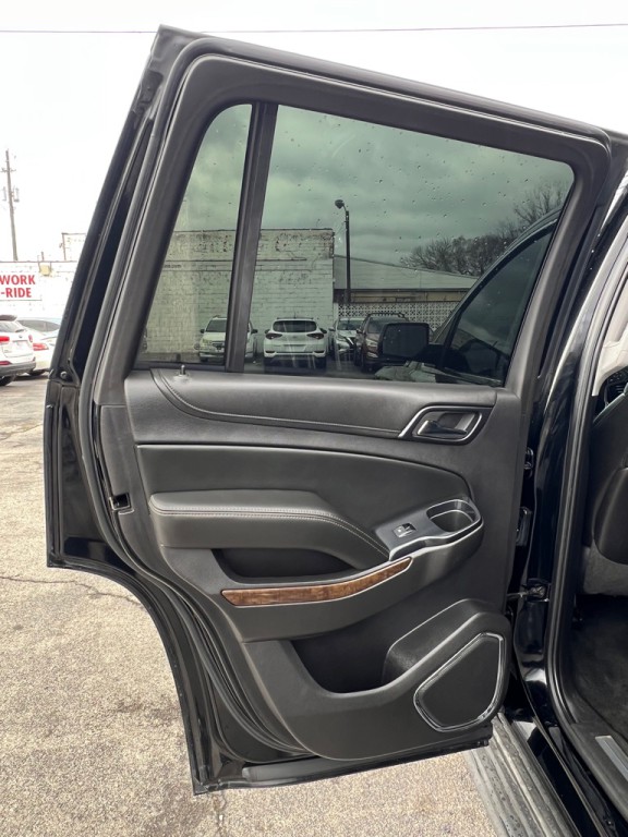 2015 Chevrolet Tahoe Image 11