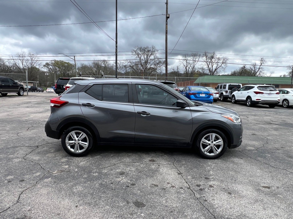 2020 Nissan Kicks Image 6