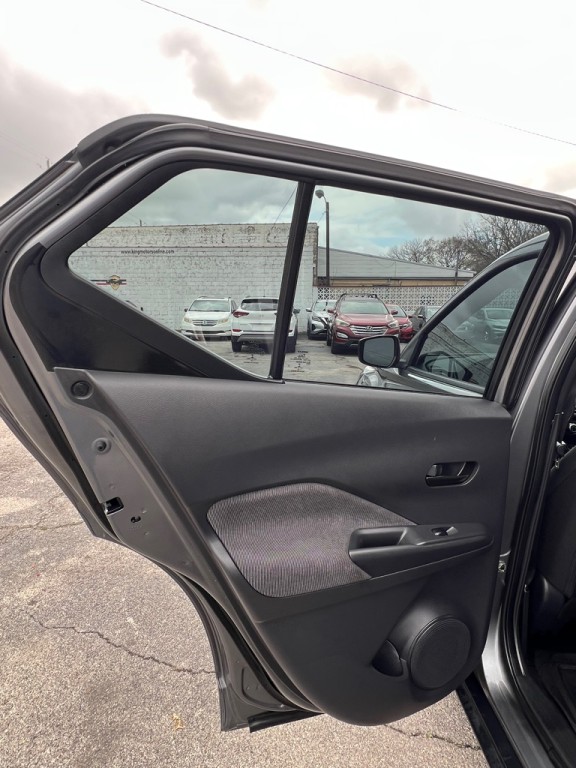 2020 Nissan Kicks Image 11