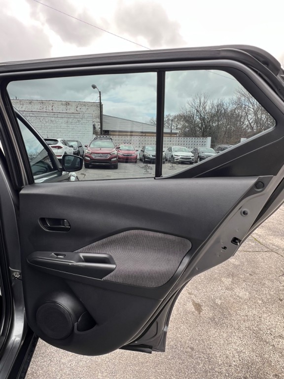 2020 Nissan Kicks Image 13