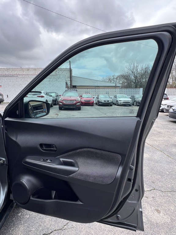 2020 Nissan Kicks Image 15