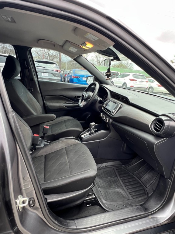2020 Nissan Kicks Image 16