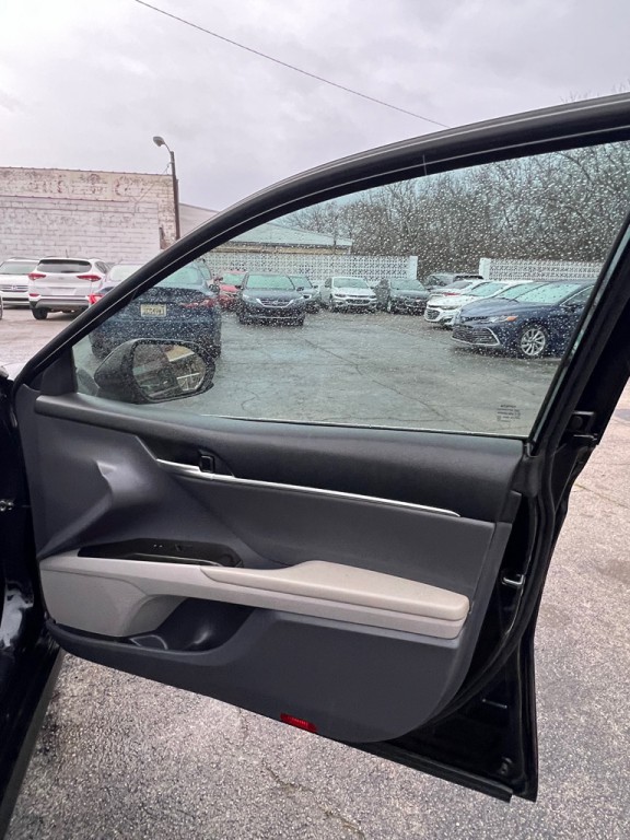 2021 Toyota Camry Image 15