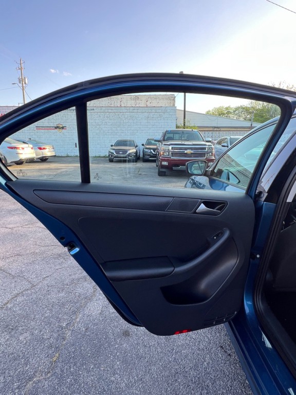 2016 Volkswagen Jetta Image 11