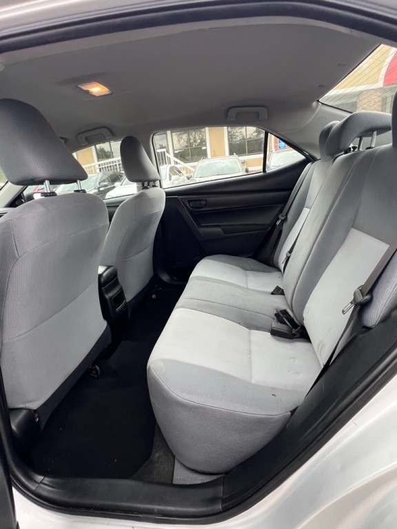 2018 Toyota Corolla Image 12