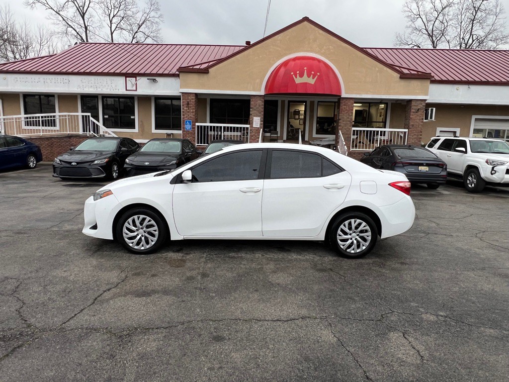 2019 Toyota Corolla Image 2